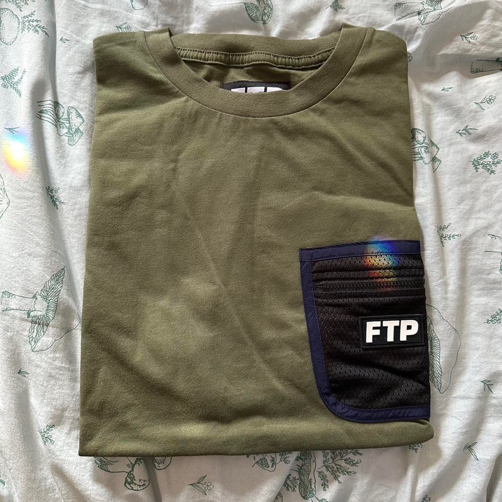 FTP nylon mesh zipper pocket tee in olive green